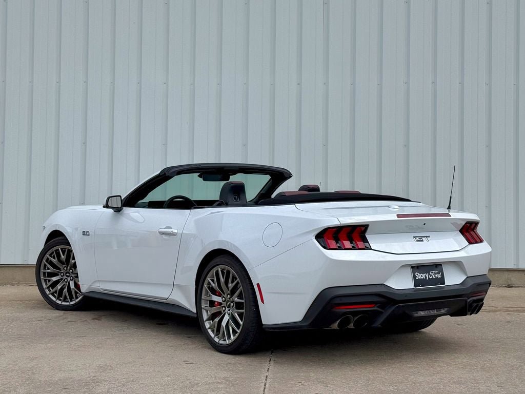 Used 2024 Ford Mustang GT Premium RWD image 4