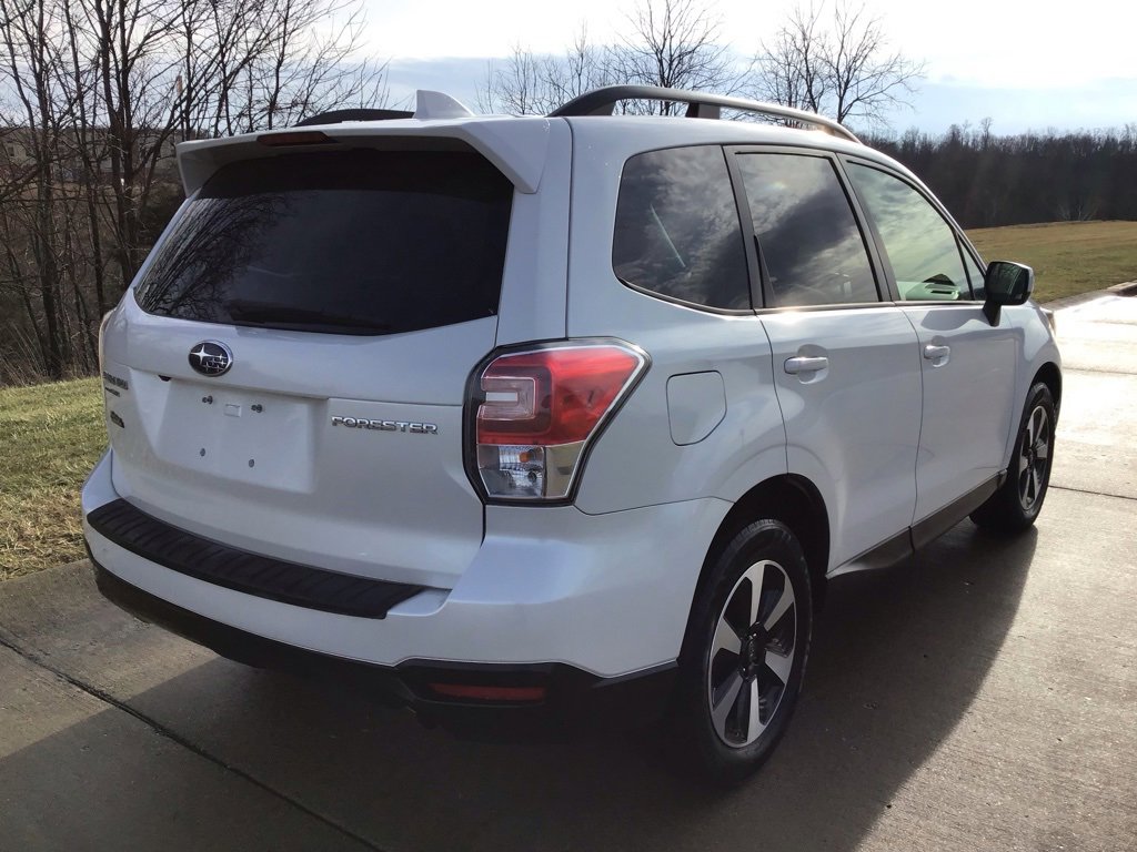 Used 2018 Subaru Forester 2.5i Premium image 4