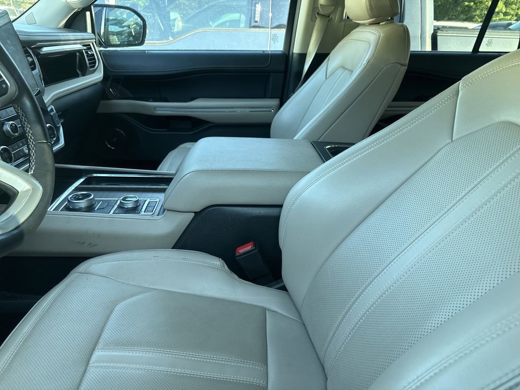 Used 2024 Ford Expedition Max Limited AWD/4WD image 12
