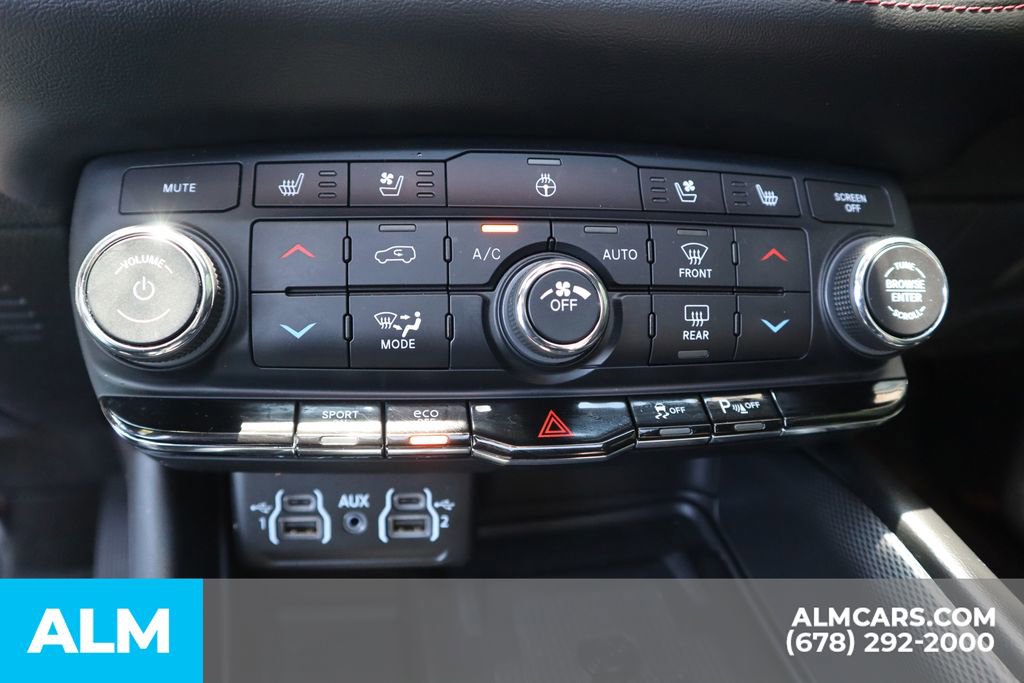 Used 2021 Dodge Durango R/T w/ Blacktop Package AWD/4WD image 36