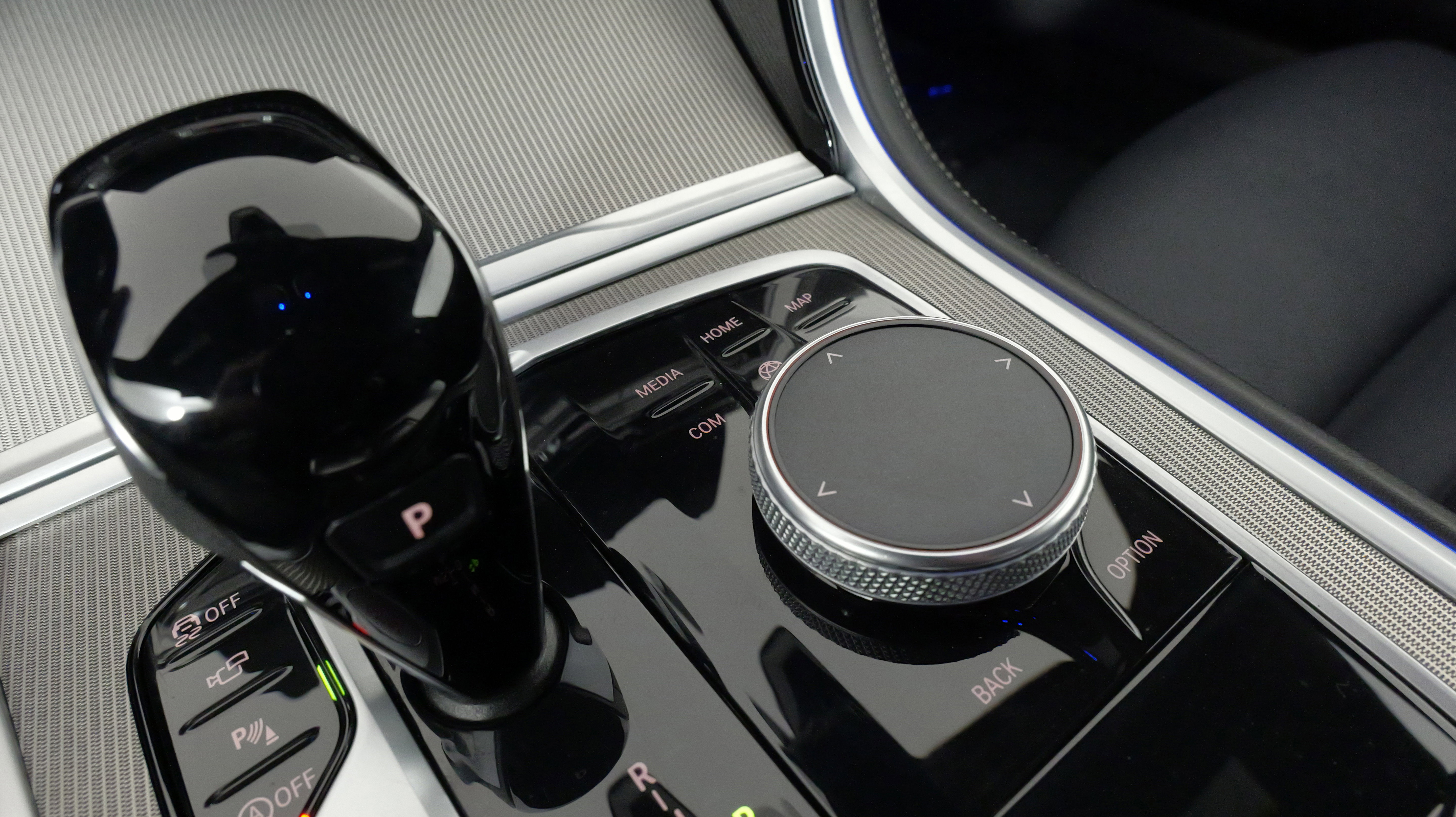 Used 2023 BMW M850i xDrive Coupe w/ Driving Assistance Package image 53