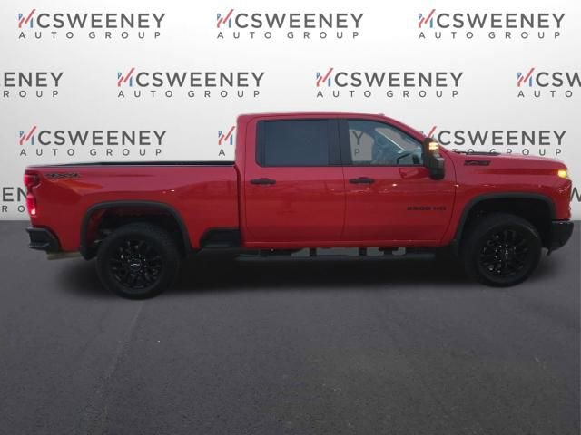 Used 2025 Chevrolet Silverado 2500 Custom w/ Custom Value Package image 8