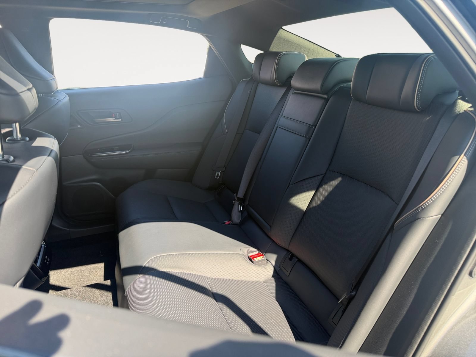 Certified 2026 Toyota Crown w/ Carpet Mat Package (TMS) AWD/4WD image 13