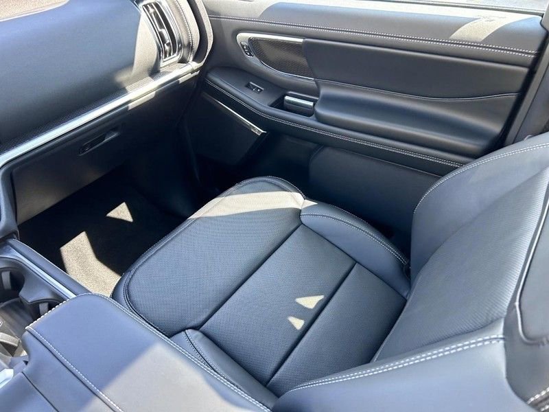 New 2025 Ford Expedition Platinum image 20