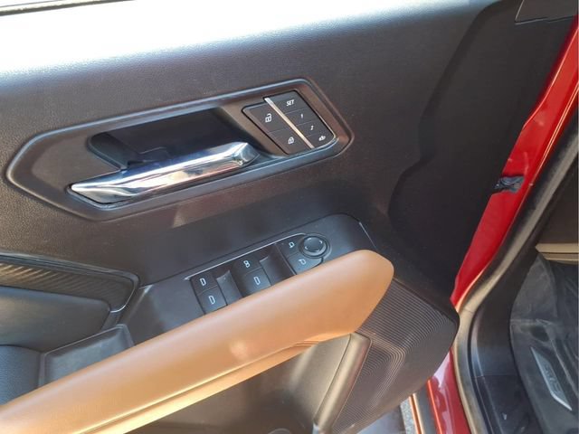 Used 2023 GMC Canyon AT4 w/ AT4 Premium Package AWD/4WD image 17