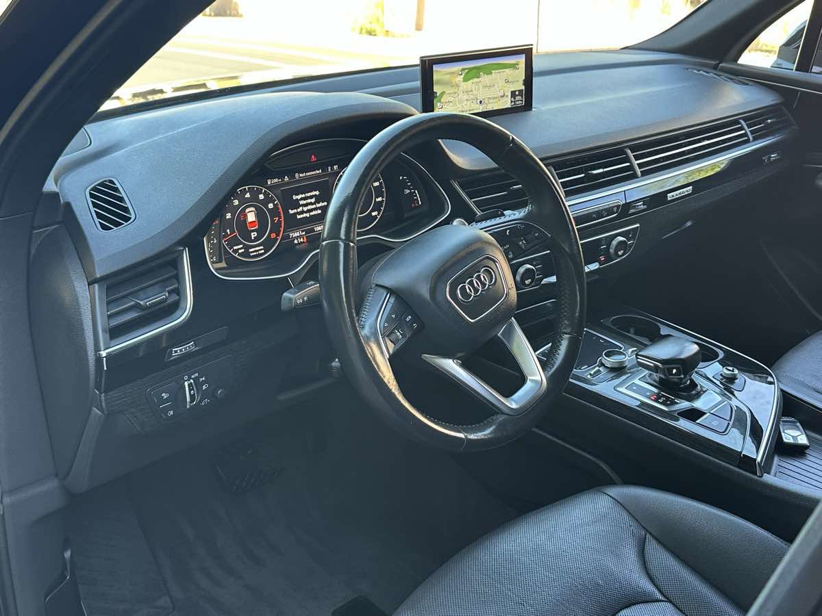 Used 2017 Audi Q7 3.0T Premium Plus w/ Premium Plus Package AWD/4WD image 23