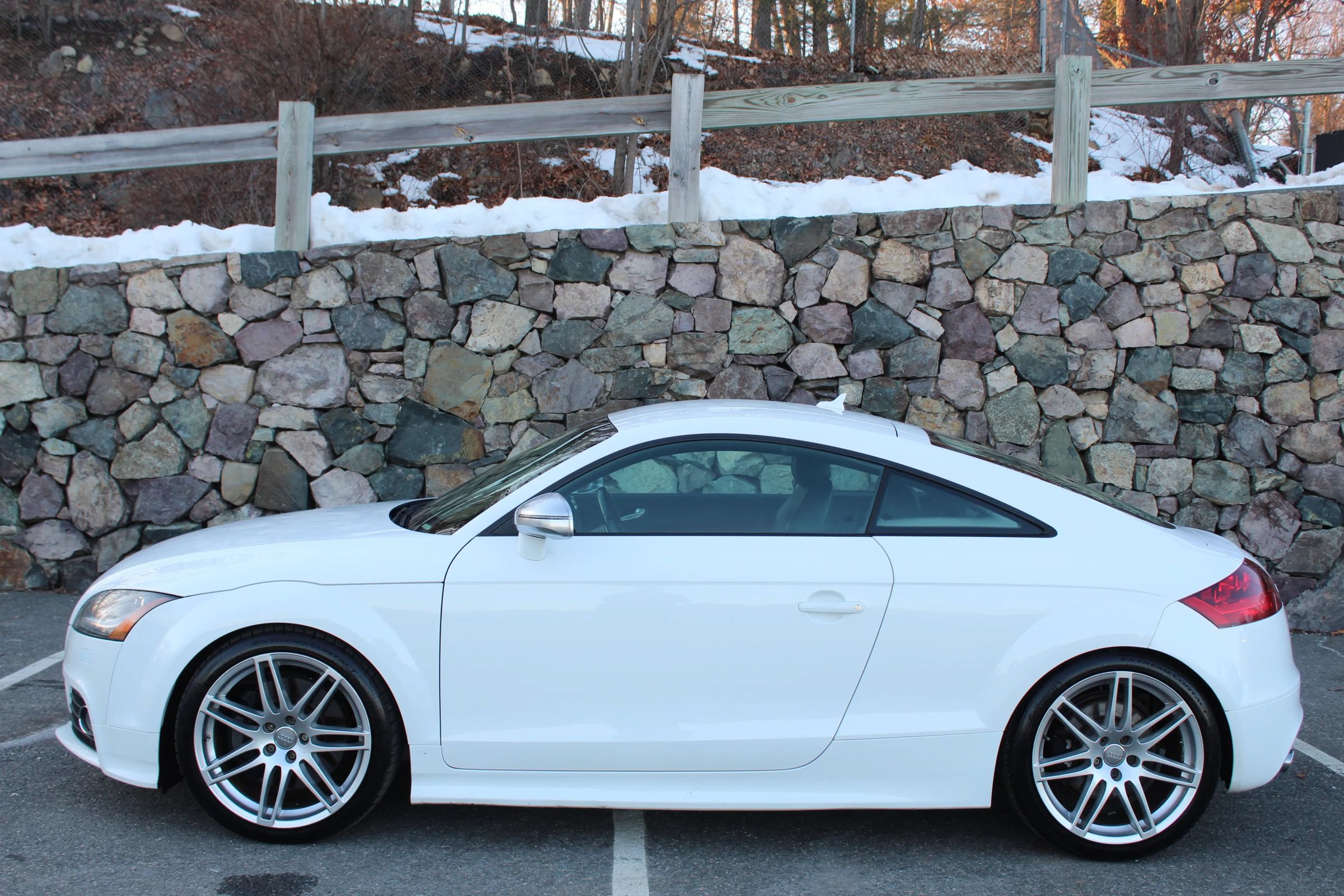 Used 2009 Audi TTS 2.0T Coupe AWD/4WD image 6