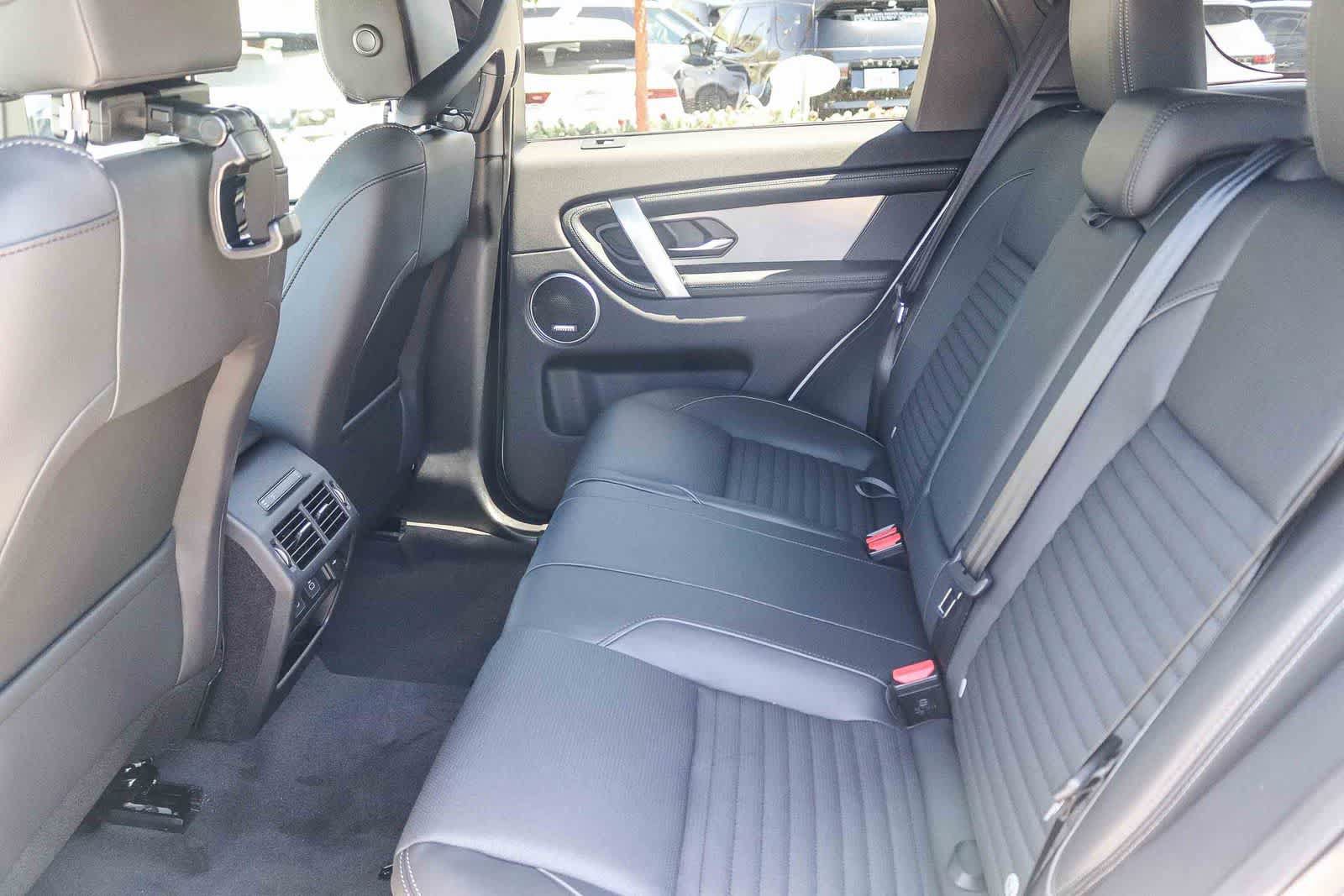 New 2026 Land Rover Discovery Sport Landmark AWD/4WD image 16