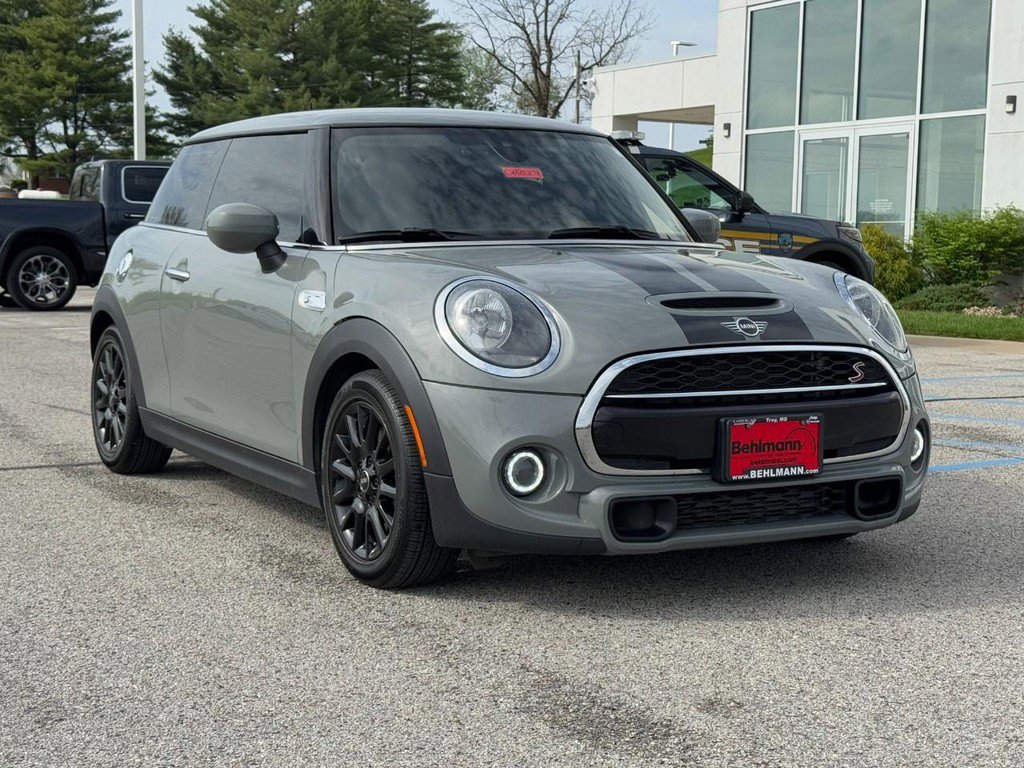 Used 2020 MINI Cooper S FWD image 2