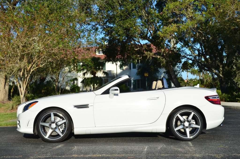 Used 2015 Mercedes-Benz SLK 250 image 3