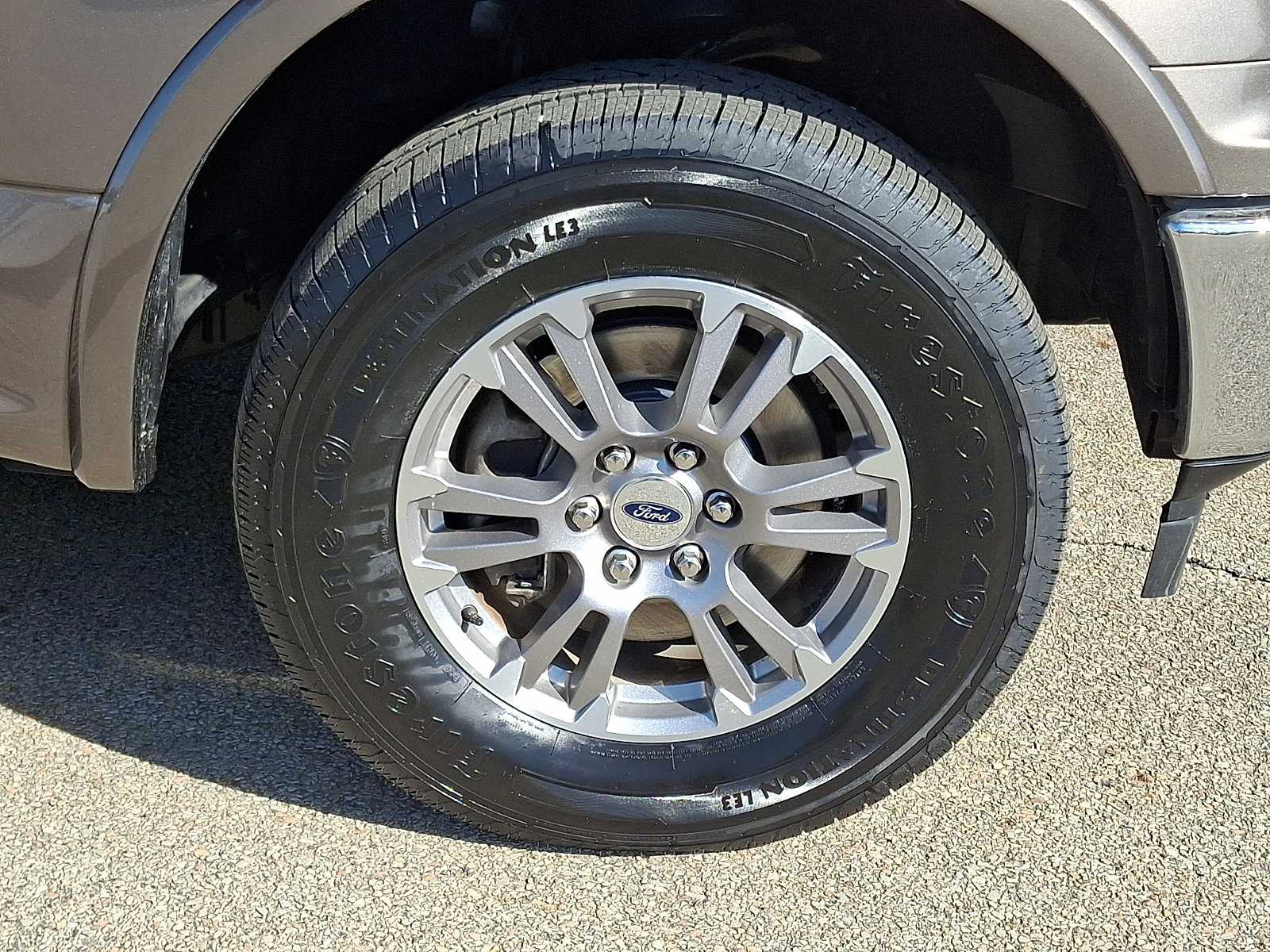 Used 2019 Ford F150 Lariat w/ Equipment Group 501A Mid AWD/4WD image 8