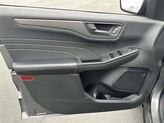 Used 2024 Ford Escape Active image 9