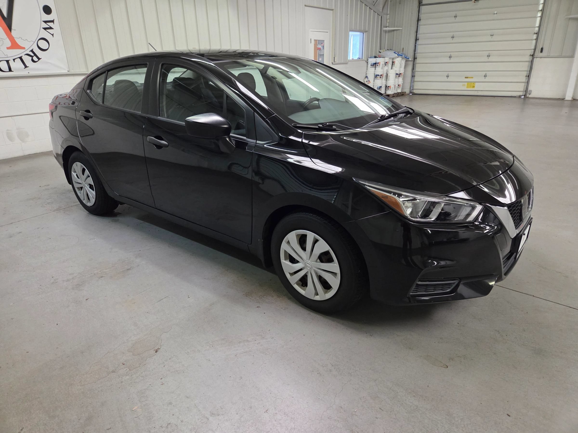 Used 2020 Nissan Versa S FWD image 10