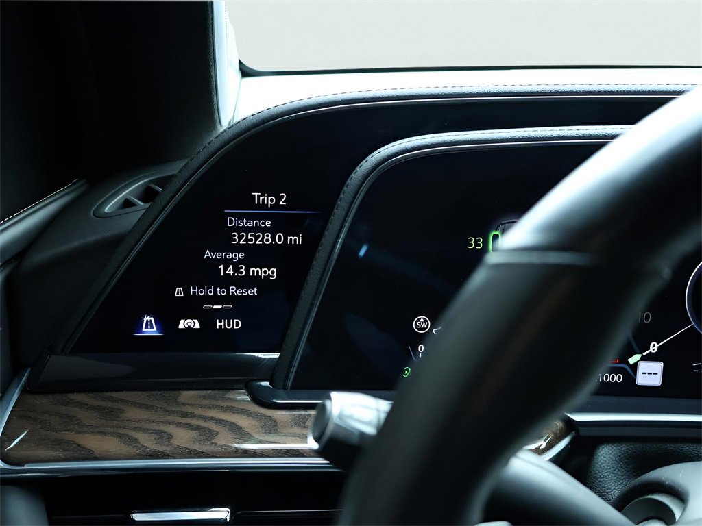 Used 2023 Cadillac Escalade Sport Platinum w/ LPO, ONYX Package image 32