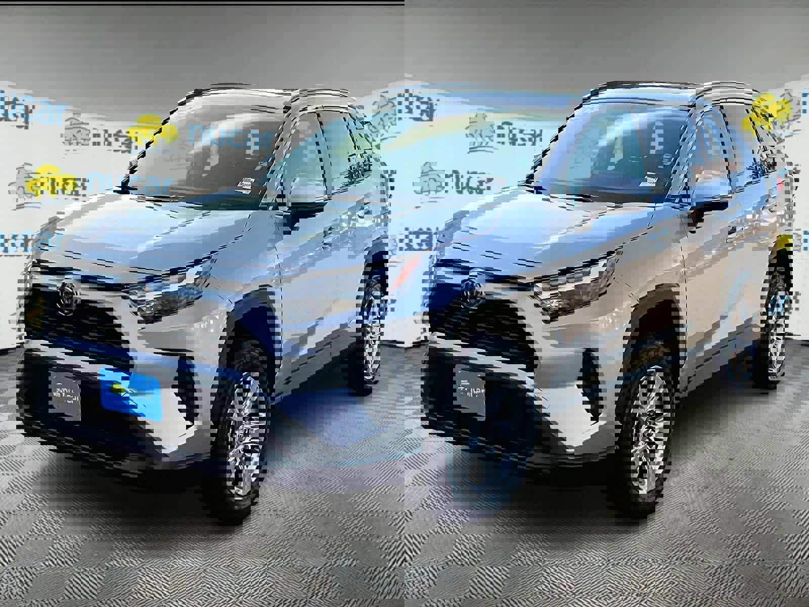 Used 2023 Toyota RAV4 XLE image 3
