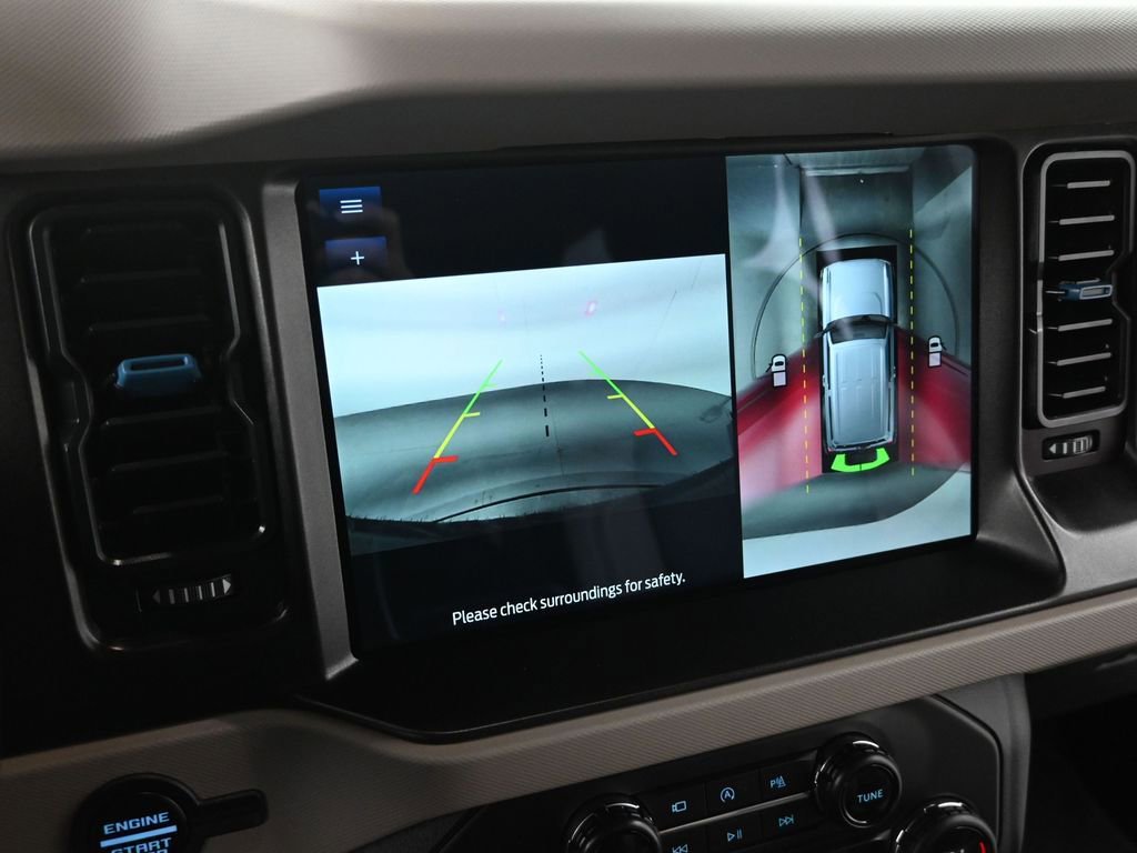 Used 2023 Ford Bronco Wildtrak image 15