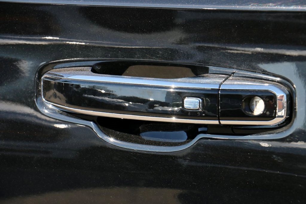 Used 2025 GMC Yukon XL Elevation w/ LPO, Floor Liner Package image 14