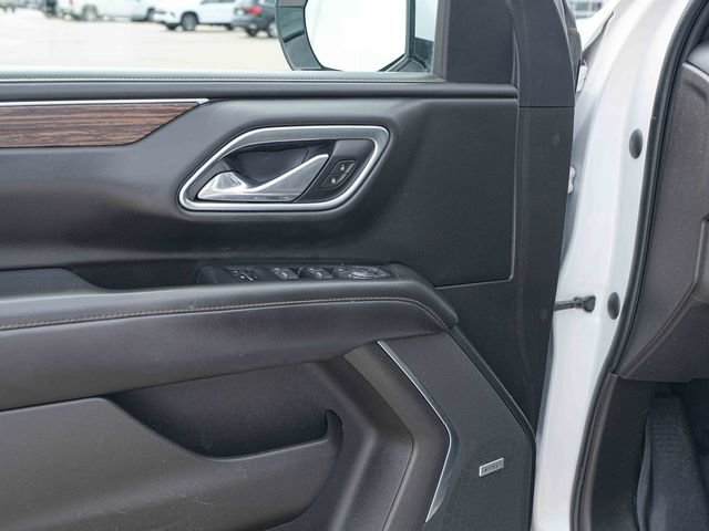 Used 2021 Chevrolet Suburban High Country AWD/4WD image 28