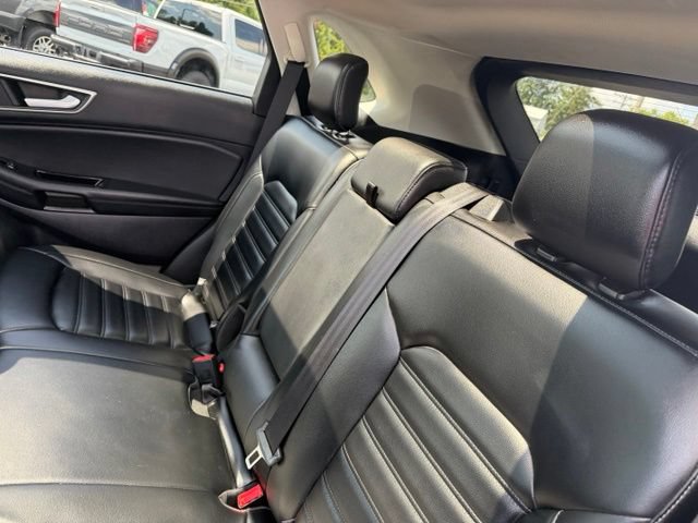 Used 2020 Ford Edge SEL w/ Convenience Package AWD/4WD image 38