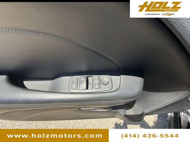Used 2016 Dodge Challenger R/T Scat Pack w/ Leather Interior Group RWD image 24