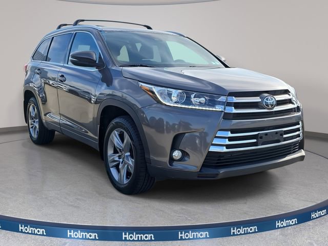Used 2018 Toyota Highlander Limited w/ Protection Package #3 AWD/4WD image 4