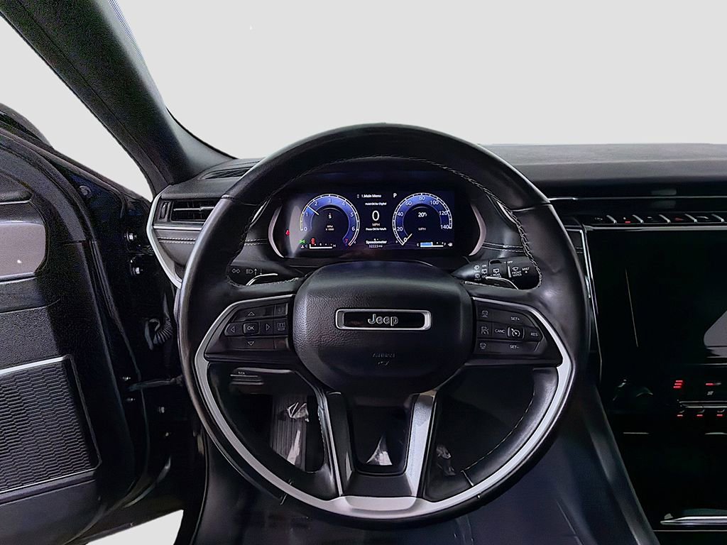 Used 2022 Jeep Grand Cherokee L Laredo image 33