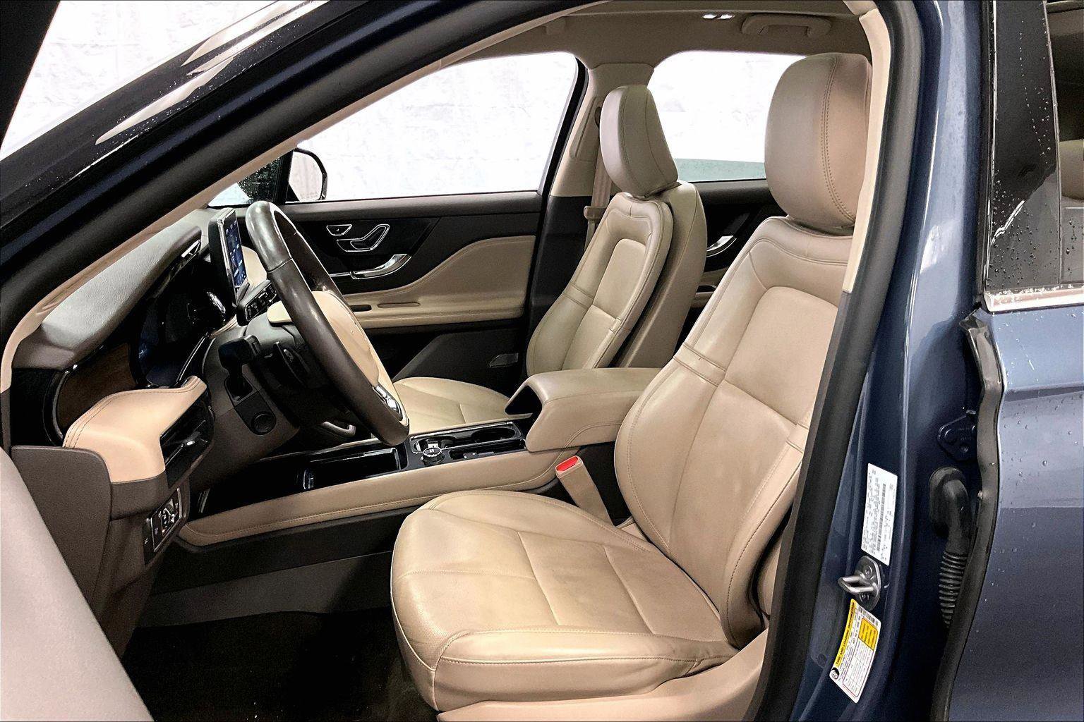 Used 2022 Lincoln Corsair Reserve w/ Equipment Group 201A image 24