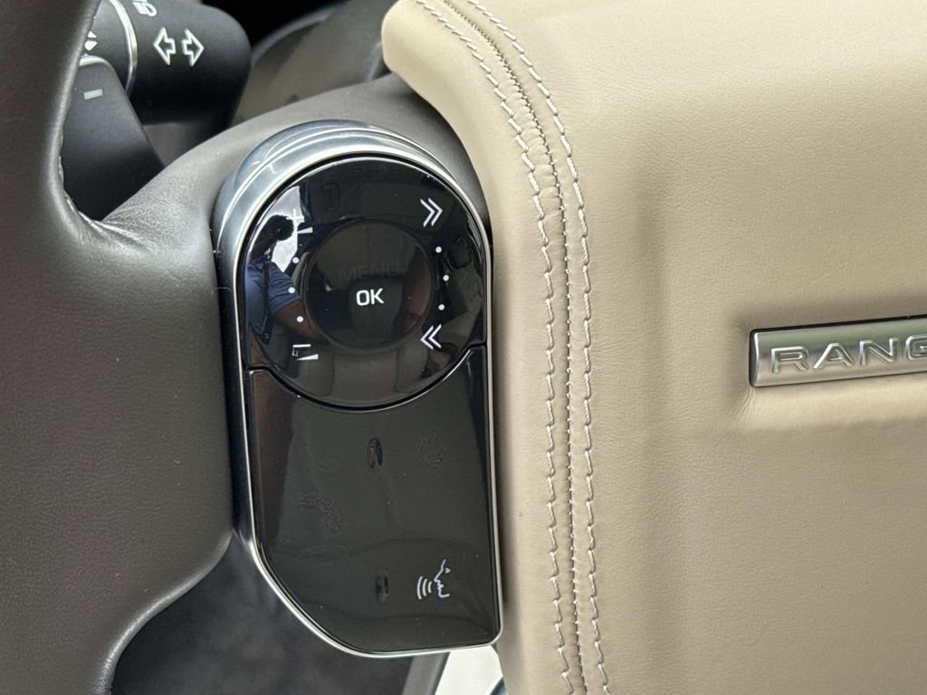 Used 2019 Land Rover Range Rover HSE image 23