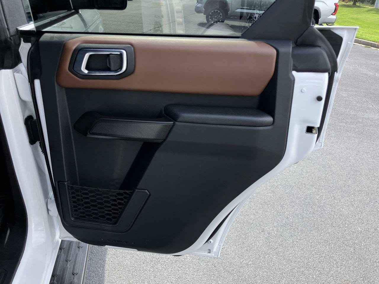 Used 2024 Ford Bronco Outer Banks AWD/4WD image 33