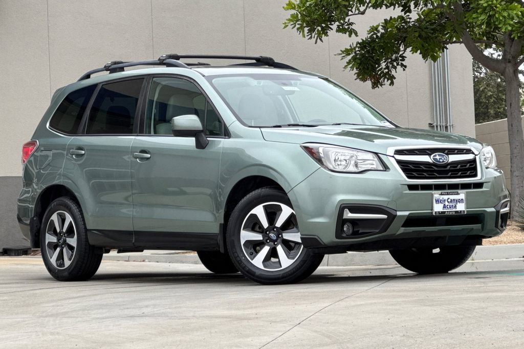 Used 2018 Subaru Forester 2.5i Premium AWD/4WD image 2