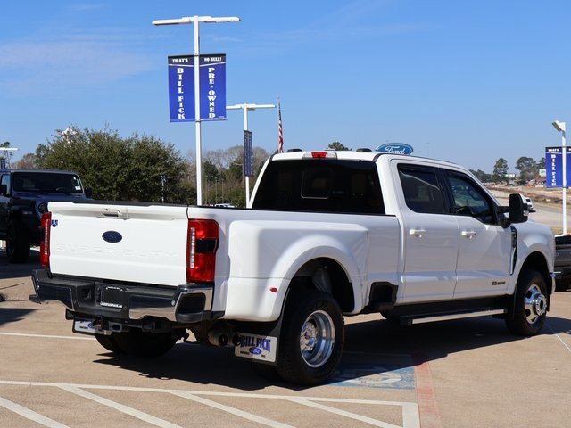 Used 2023 Ford F350 Lariat image 3