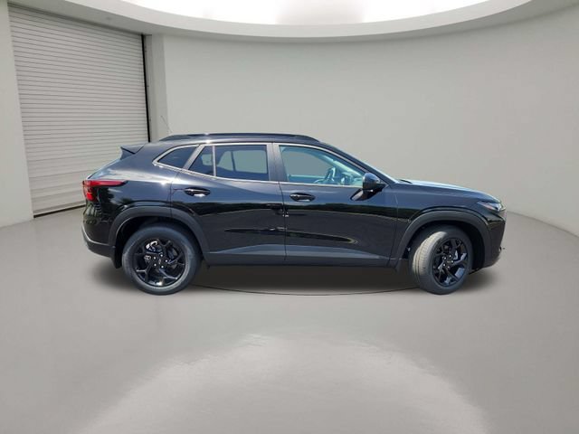 New 2026 Chevrolet Trax LT w/ Driver Confidence Package FWD image 8