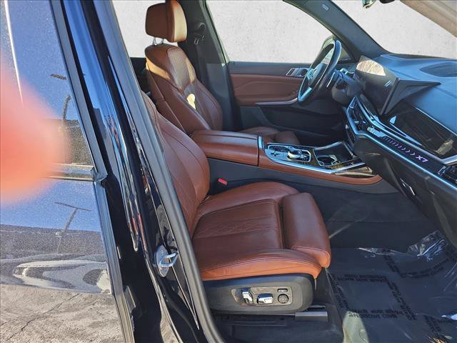 Used 2023 BMW X7 xDrive40i w/ Executive Package AWD/4WD image 10