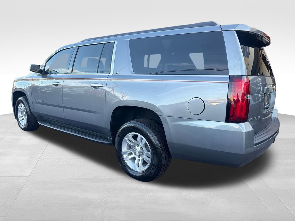 Used 2019 Chevrolet Suburban LT video 3