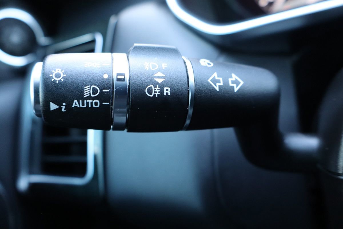 Used 2021 Land Rover Range Rover Sport HSE Dynamic image 32