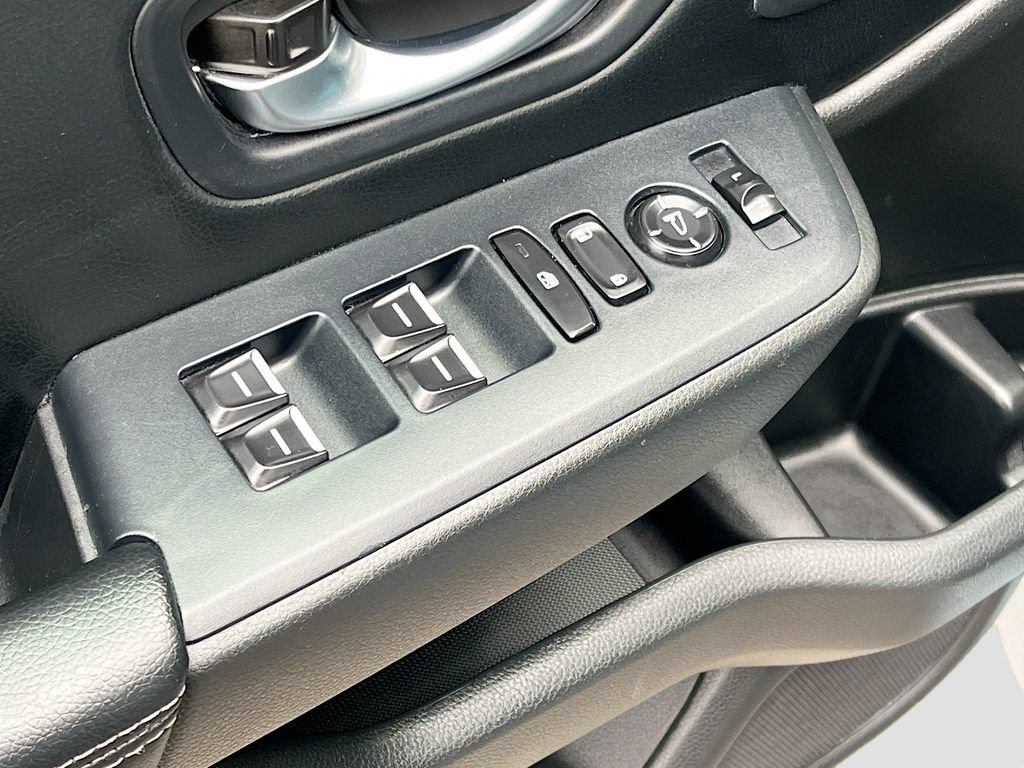 Used 2023 Honda Pilot Touring image 18