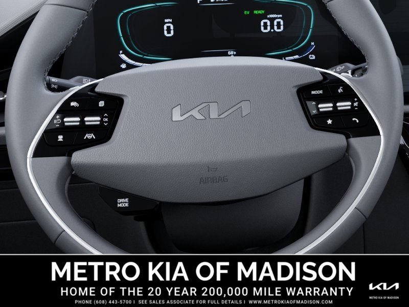 New 2026 Kia Niro EX FWD image 22