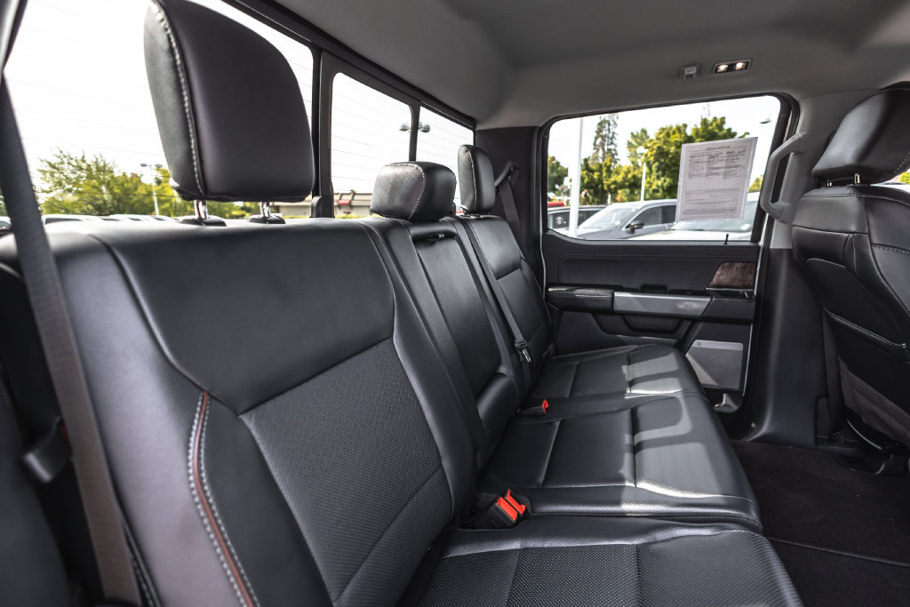 Used 2023 Ford F350 Lariat w/ Lariat Ultimate Package AWD/4WD image 32