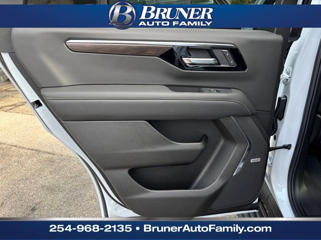 New 2026 Chevrolet Tahoe Premier AWD/4WD image 13
