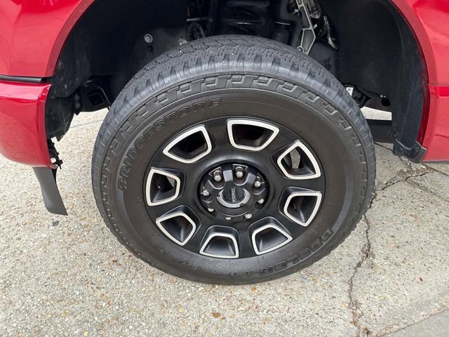 Used 2024 Ford F250 Platinum image 3