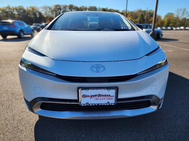 New 2026 Toyota Prius Plug-In Hybrid image 2