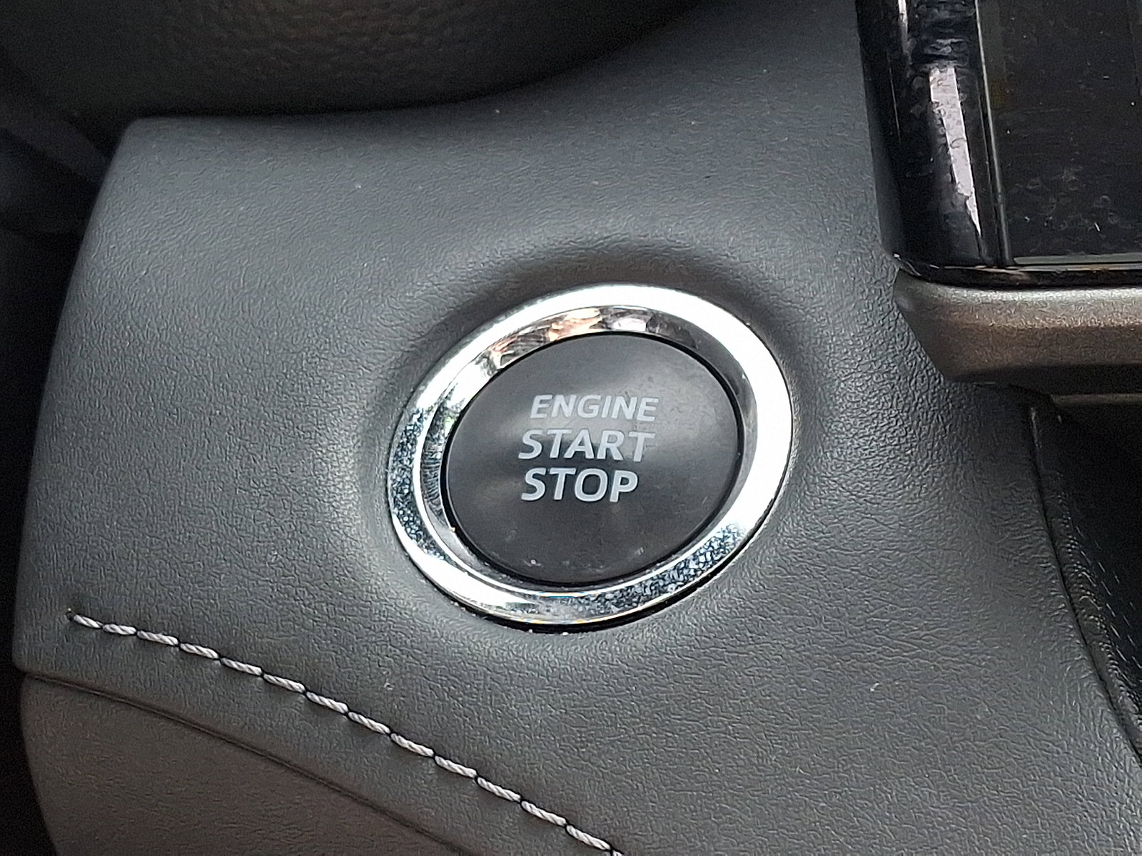 Used 2023 Toyota Highlander XLE image 23