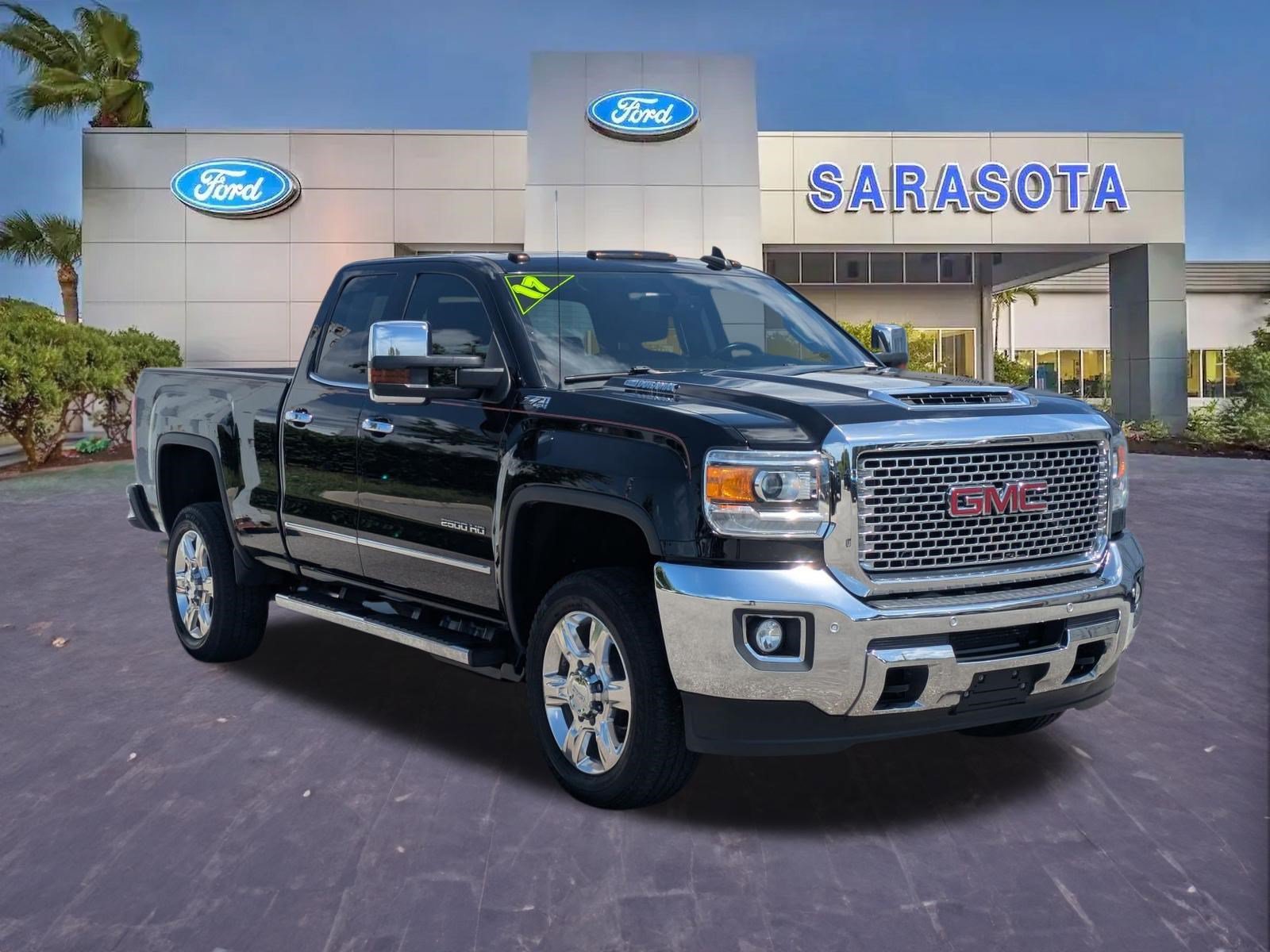 Used 2017 GMC Sierra 2500 SLT w/ Suspension Package, Off-Road AWD/4WD image 1