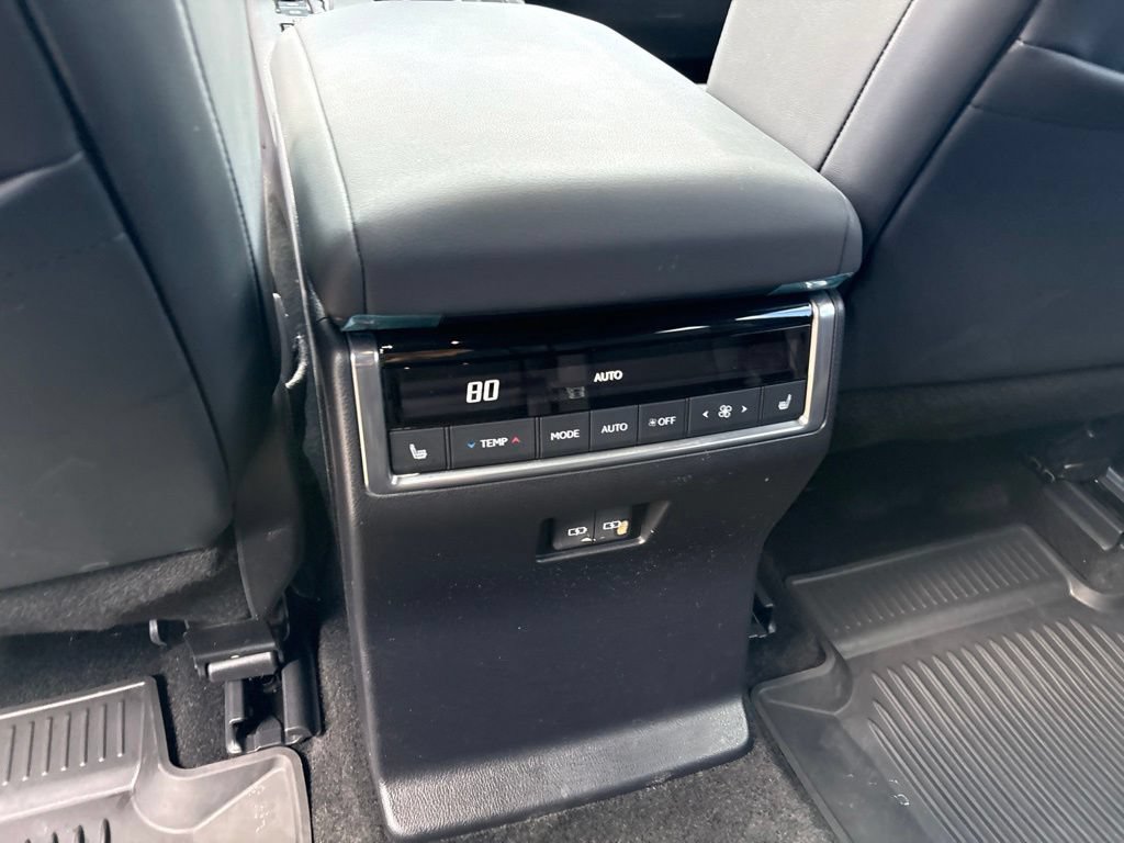 Certified 2024 Lexus GX 550 w/ Cold Area Package AWD/4WD image 20
