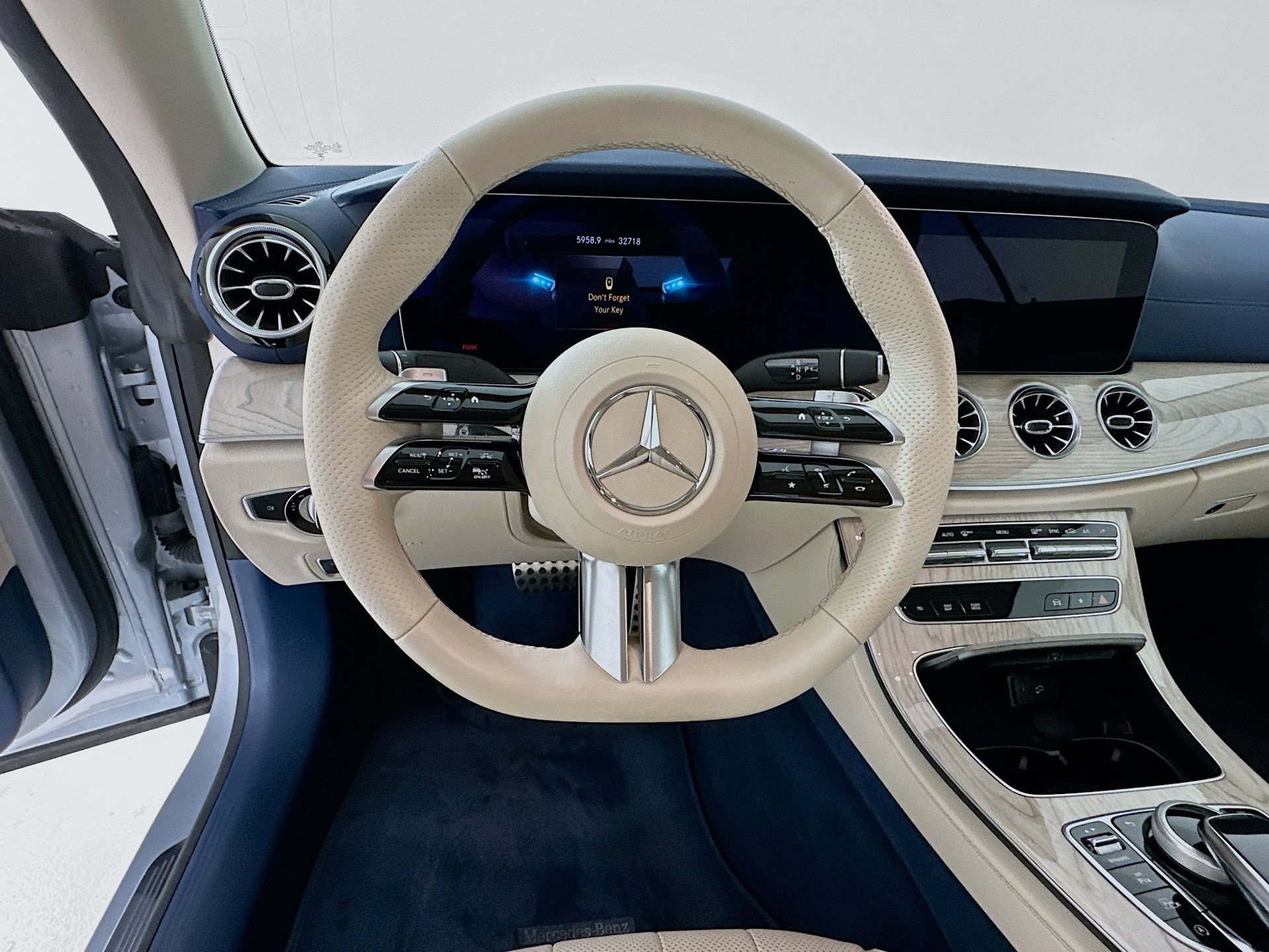 Certified 2023 Mercedes-Benz E 450 Cabriolet image 12