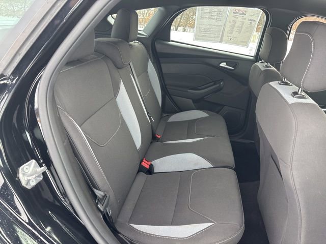 Used 2017 Ford Focus ST image 18