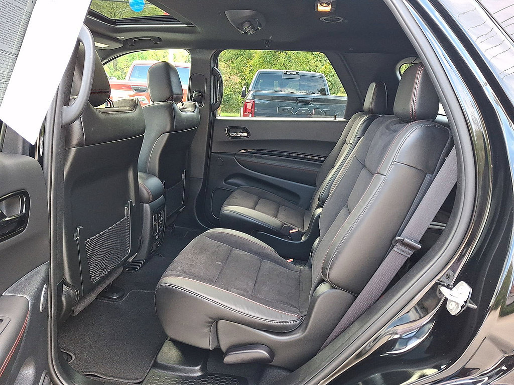 Used 2025 Dodge Durango GT AWD/4WD image 20