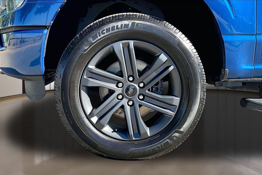 Used 2023 Ford F150 Lariat w/ Max Trailer Tow Package AWD/4WD image 8