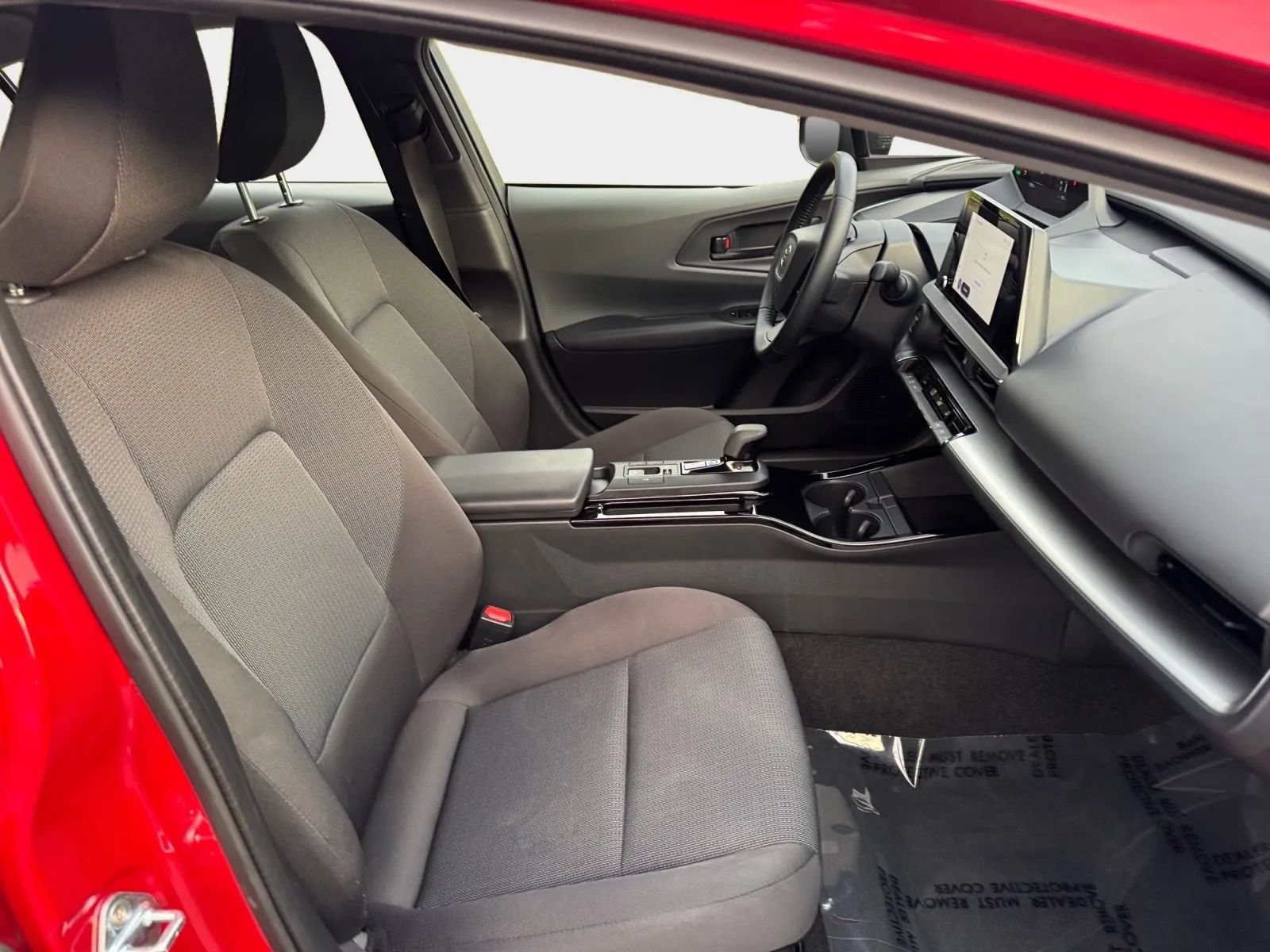 Used 2026 Toyota Prius LE FWD image 10
