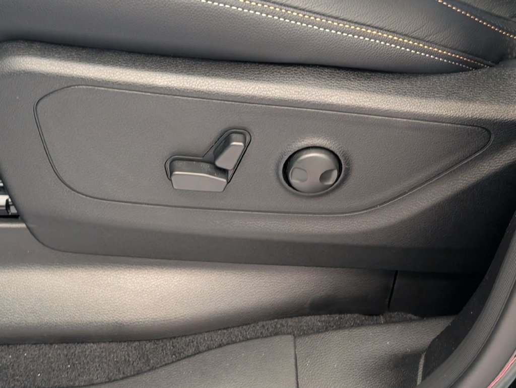 New 2026 RAM 1500 Big Horn AWD/4WD image 12